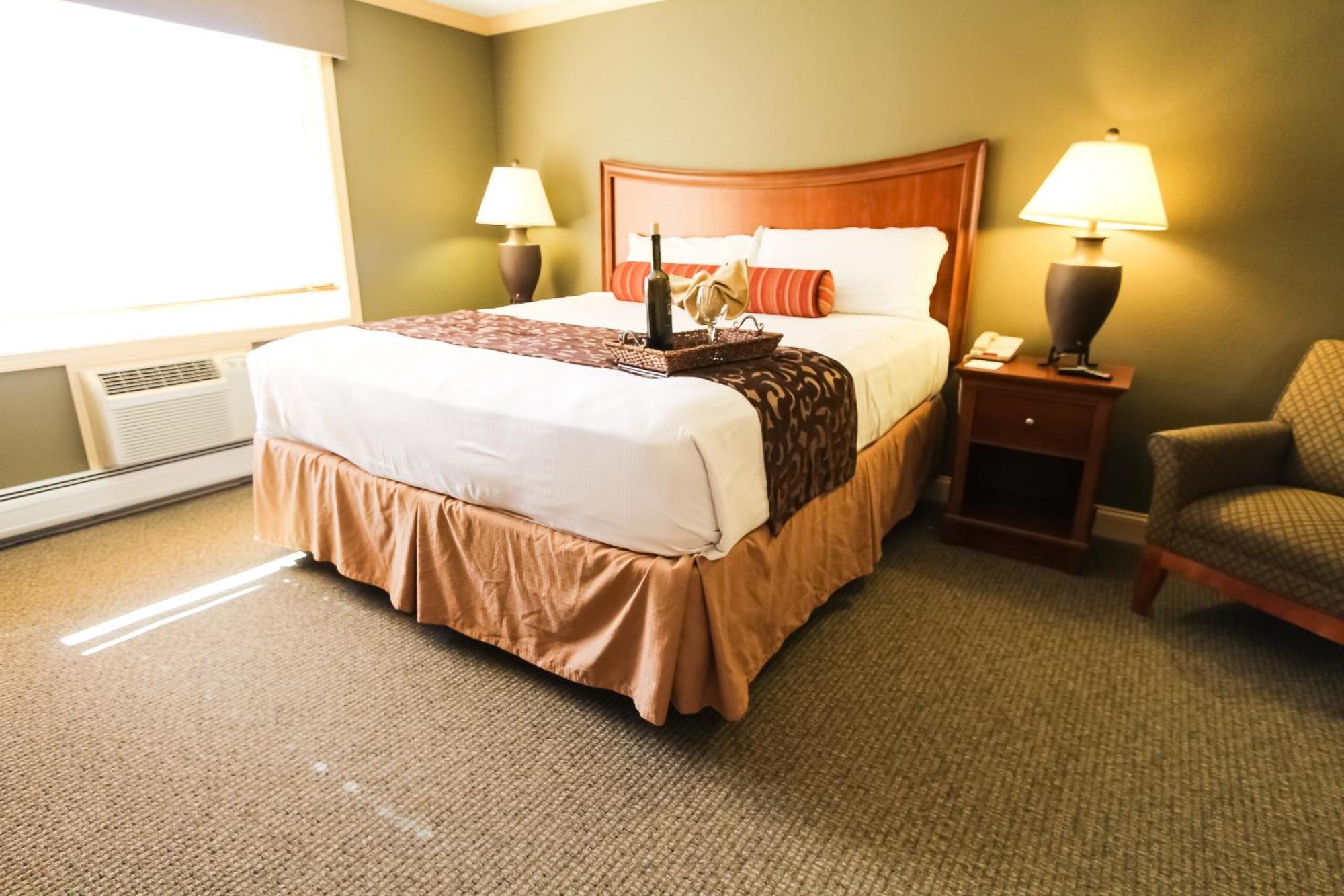 Standard Two Bed Room Suite,1218958615:JPEG