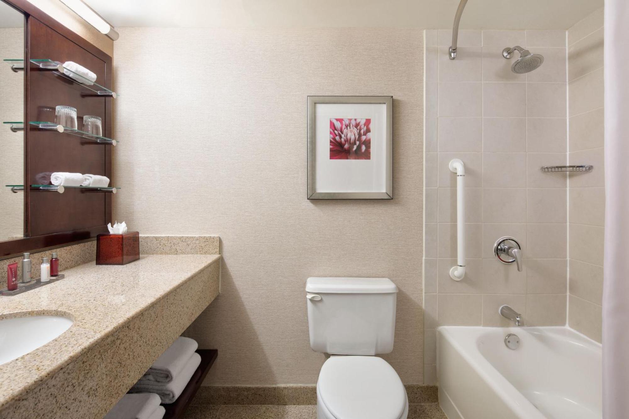 Guest Room 2 Doubles Guest room 2 Double Mobility & Hearing Accessible w or Roll Shower,1536417178:JPEG